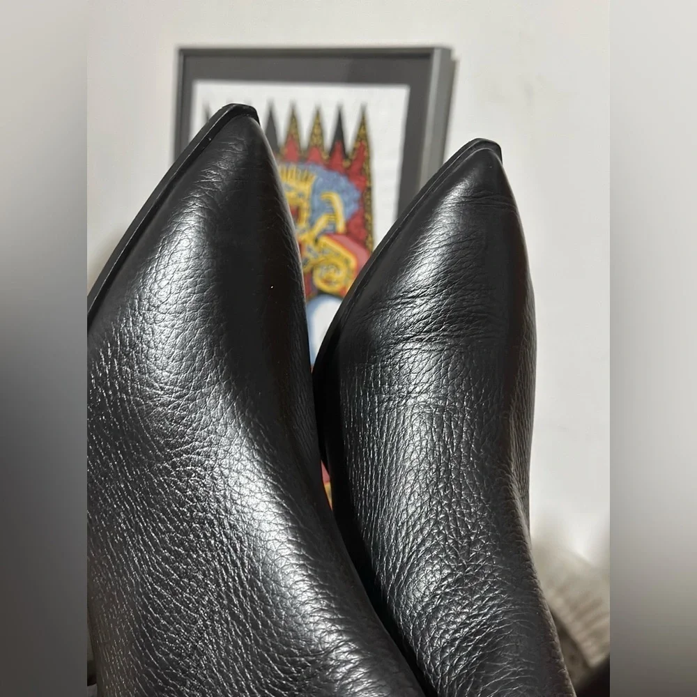 Everlane — The Boss Boot